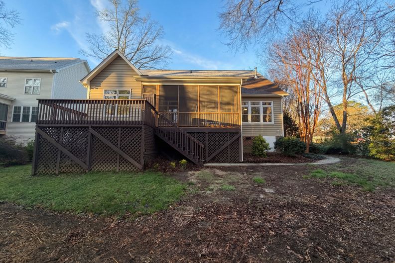 Photo 5 of 18 of 729 E Ivy Valley Dr, Fuquay Varina, NC