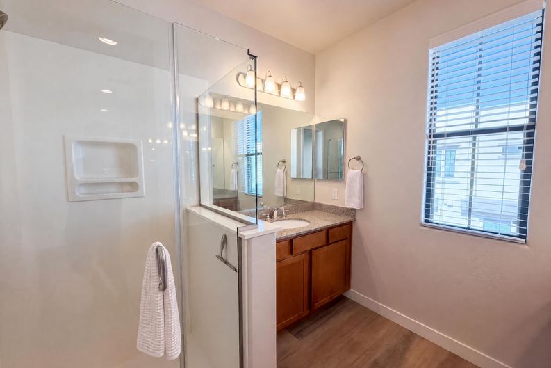 Photo 15 of 42 of 4236 N 27th St, Phoenix, AZ