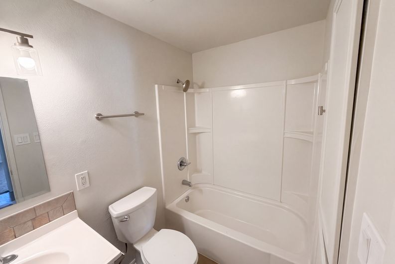 Photo 19 of 30 of 5921 W Cypress St, Phoenix, AZ