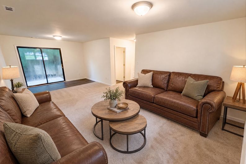 Photo 11 of 28 of 6409 Tivoli Ct, Charlotte, NC