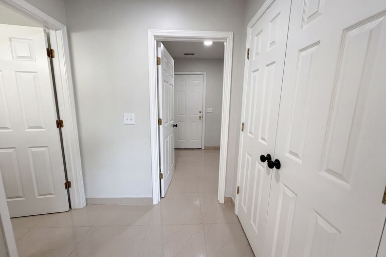 Photo 9 of 21 of 249 Hollingsworth Ln, Lexington, SC
