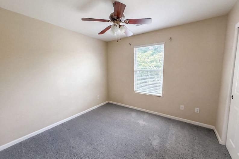 Photo 14 of 28 of 252 Cameron St, Summerville, SC