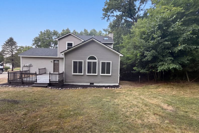 Photo 23 of 27 of 880 Mill St, Ortonville, MI