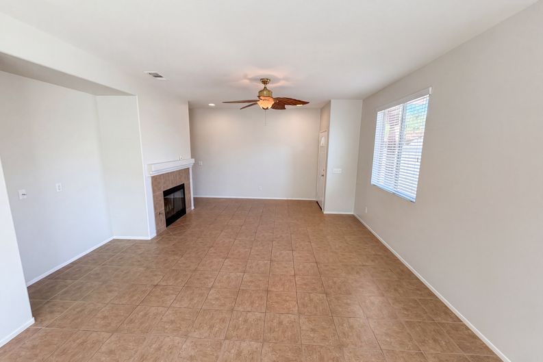 Photo 9 of 19 of 16960 Tack Ln, Moreno Valley, CA