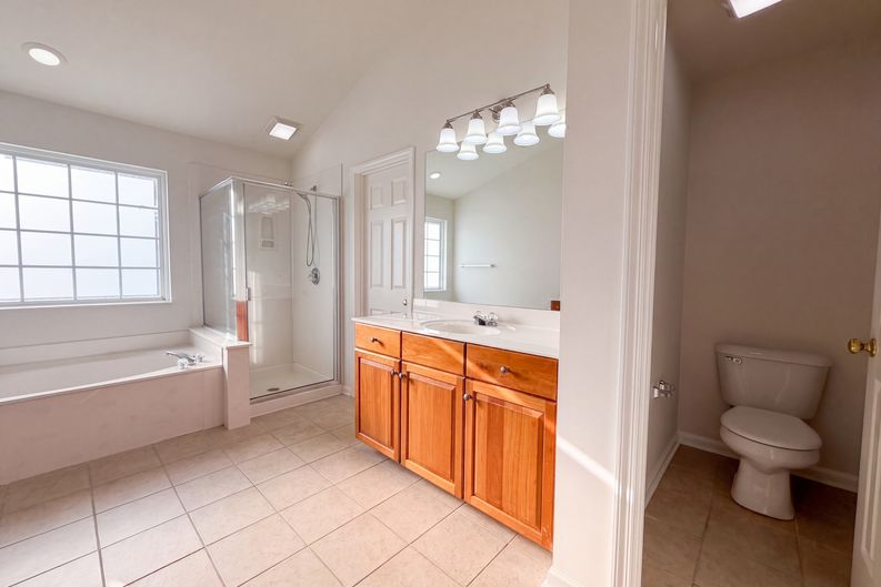 Photo 12 of 26 of 3009 Melbourne Ct E, Mount Juliet, TN