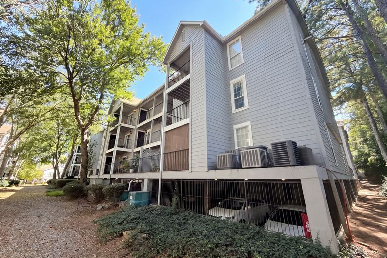 Photo 30 of 36 of 322 Granville Ct, Atlanta, GA