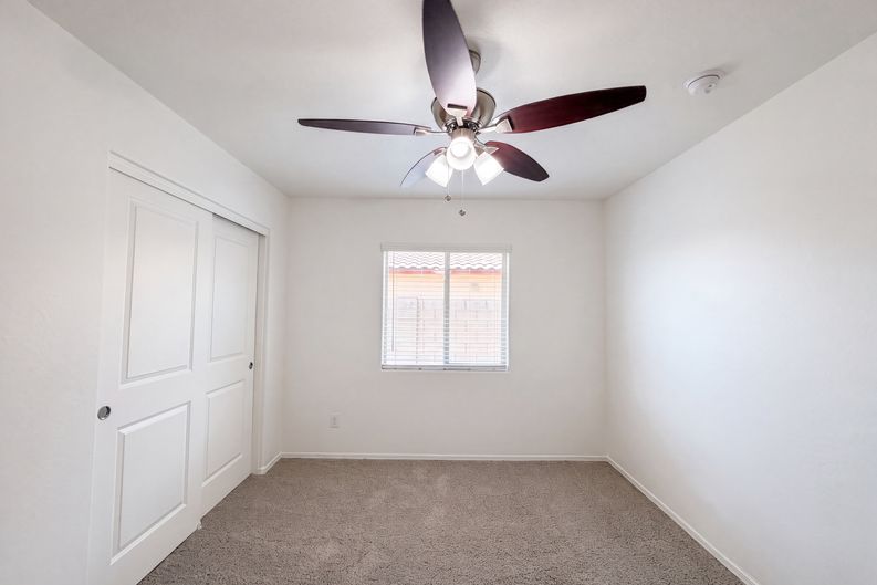 Photo 16 of 21 of 461 W Pintail Dr, Casa Grande, AZ
