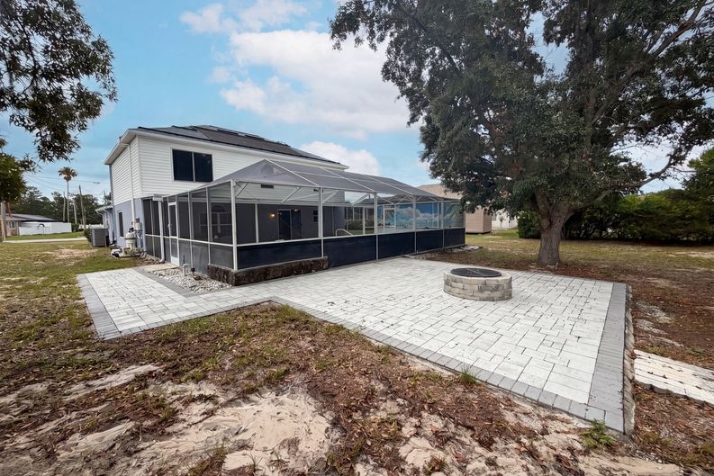 Photo 44 of 53 of 5191 Quintilis St, Spring Hill, FL