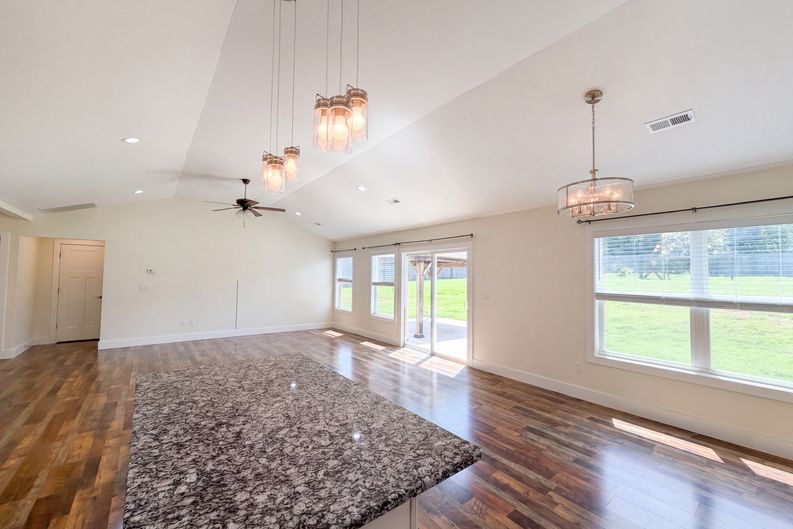 Photo 8 of 23 of 155 Eagle Ridge Dr, Chesnee, SC