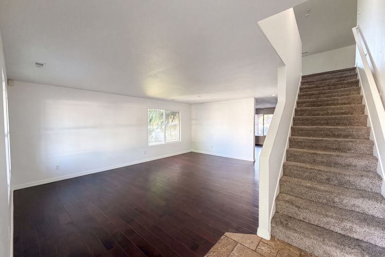 Photo 9 of 26 of 866 S 1580 W, Lehi, UT