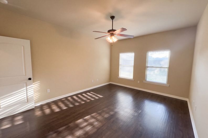 Photo 4 of 17 of 42318 Broadwalk Ave, Hammond, LA