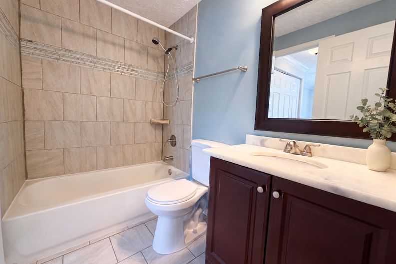 Photo 23 of 57 of 8769 Kanawha Ct, Lorton, VA