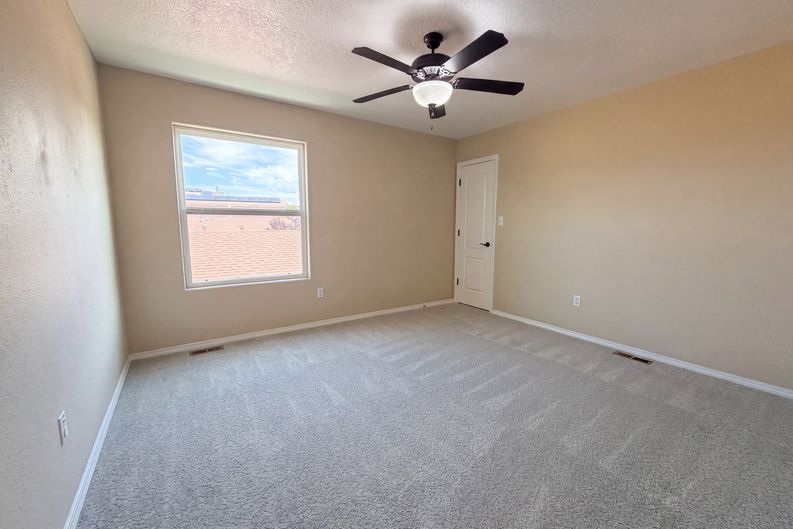 Photo 12 of 26 of 1309 Spruce Meadows Dr NE, Rio Rancho, NM