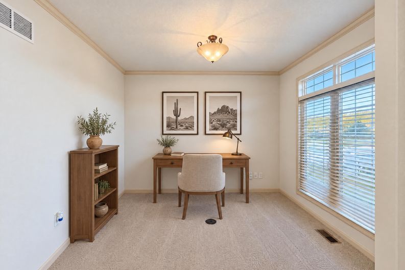 Photo 7 of 34 of 4509 NE Ridgeline Cir, Lees Summit, MO