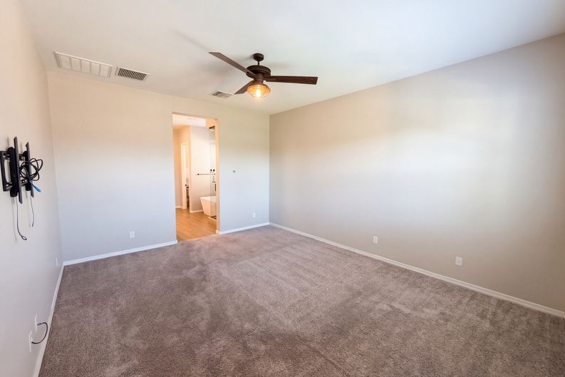 Photo 32 of 55 of 4511 N 93rd Dr, Phoenix, AZ