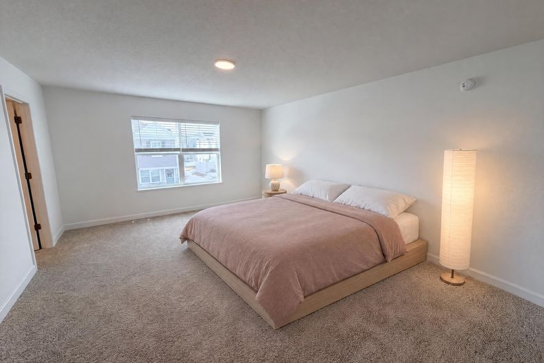 Photo 18 of 22 of 3022 Basswood St, Little Canada, MN