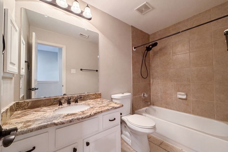Photo 16 of 25 of 21431 Wild Jasmine Ln, Katy, TX
