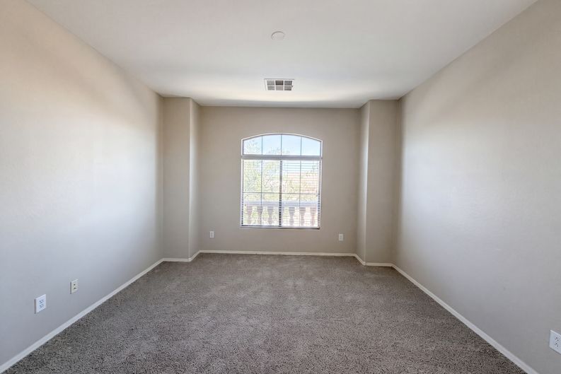 Photo 13 of 25 of 17104 N Oliveto Ave, Maricopa, AZ