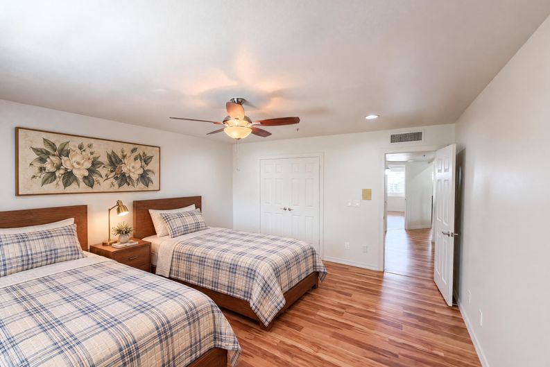 Photo 22 of 36 of 10240 E Cochise Dr, Scottsdale, AZ