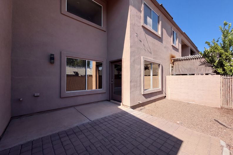 Photo 5 of 33 of 4202 N 21st St, Phoenix, AZ