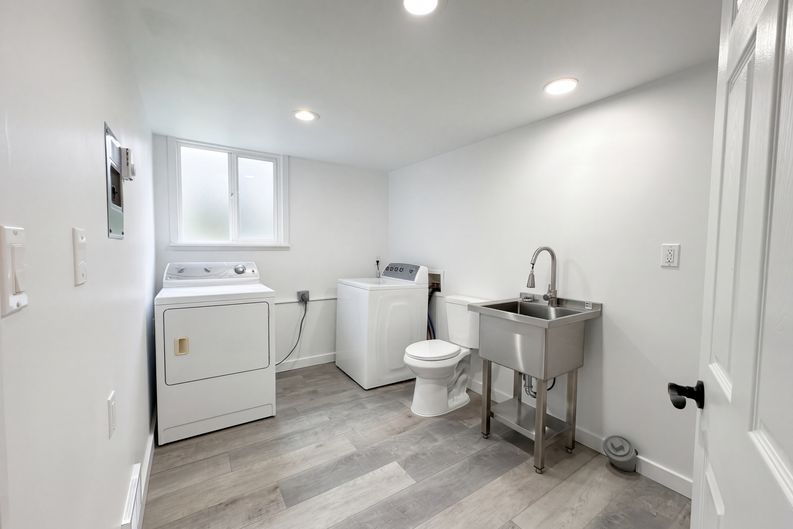 Photo 48 of 63 of 11245 12th Ave S, Seattle, WA