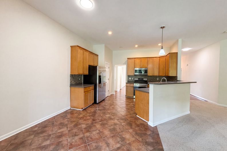 Photo 11 of 33 of 1027 Countess Ln, Spring Hill, TN