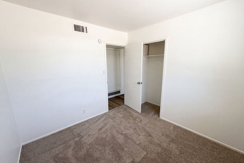 Photo 12 of 21 of 2901 N Cloverland Ave, Tucson, AZ