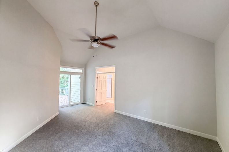 Photo 4 of 16 of 6104 Crupper Ct, Raleigh, NC