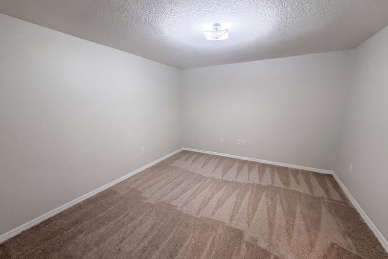 Photo 16 of 27 of 37209 Grassy Hill Ln, Dade City, FL