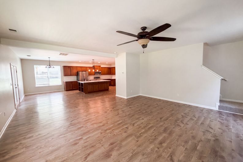 Photo 6 of 18 of 5837 McDowell Run Dr, Huntersville, NC