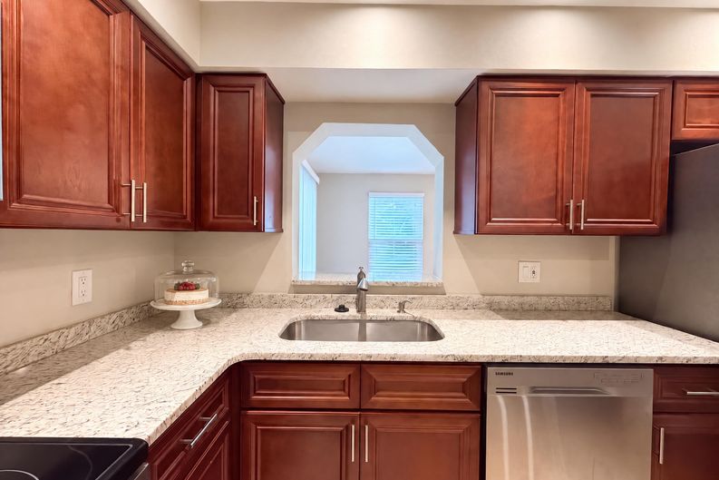 Photo 7 of 26 of 881 Vicksburg St, Deltona, FL