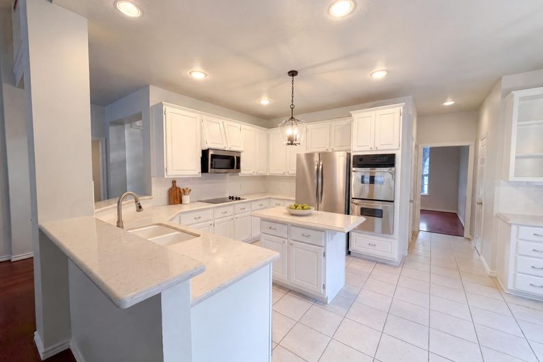 Photo 7 of 19 of 1906 Garden Terrace Dr, Katy, TX