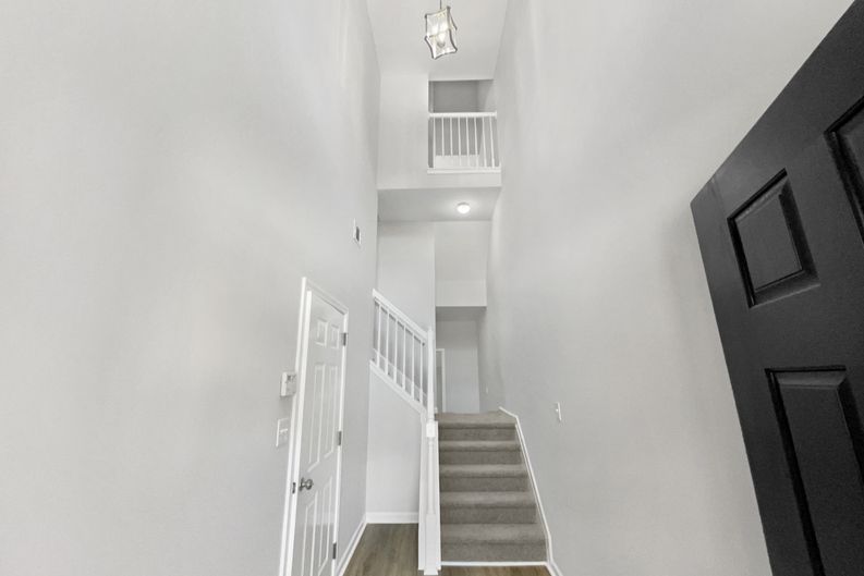 Photo 37 of 52 of 1622 Halliard Dr, Lawrenceville, GA