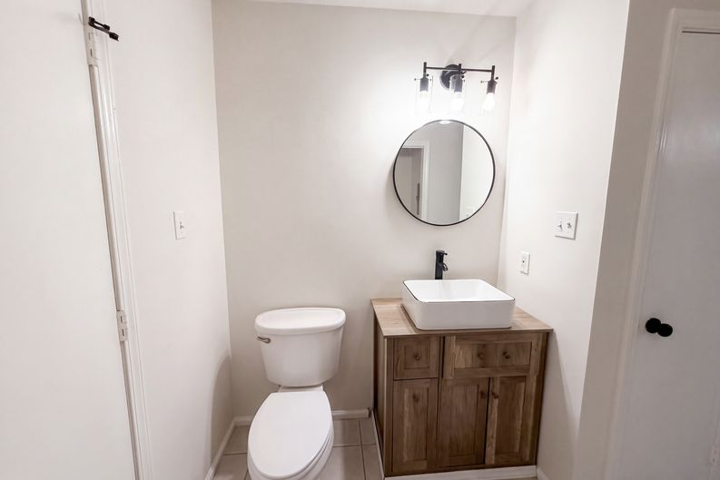 Photo 10 of 27 of 4043 Windward Dr, Tega Cay, SC