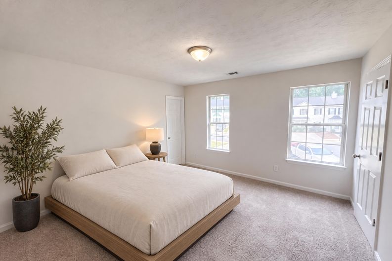 Photo 14 of 27 of 409 Timber Gate Dr, Lawrenceville, GA