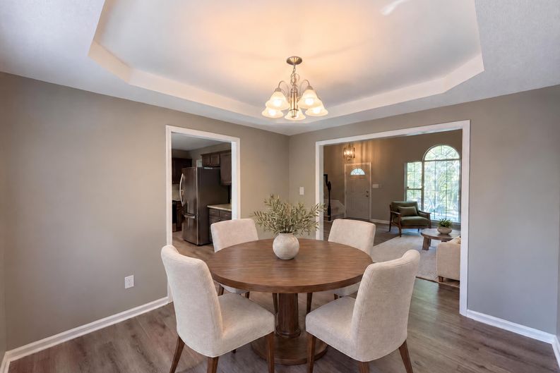 Photo 7 of 28 of 8224 Hunley Ridge Rd, Matthews, NC