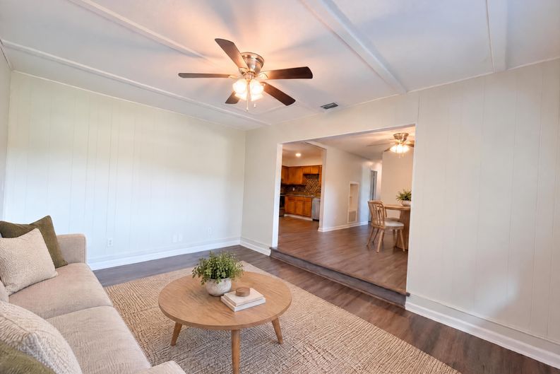 Photo 9 of 25 of 740 SE 28th St, Ocala, FL