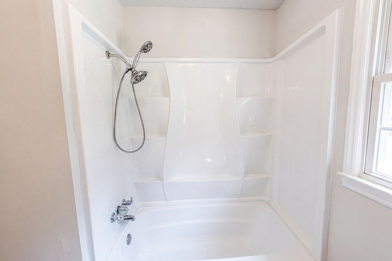 Photo 15 of 17 of 529 Timberlane Dr, Mount Holly, NC