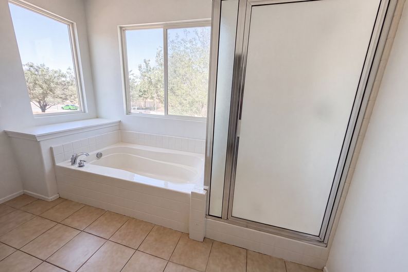 Photo 20 of 28 of 3147 W Lingard St, Lancaster, CA