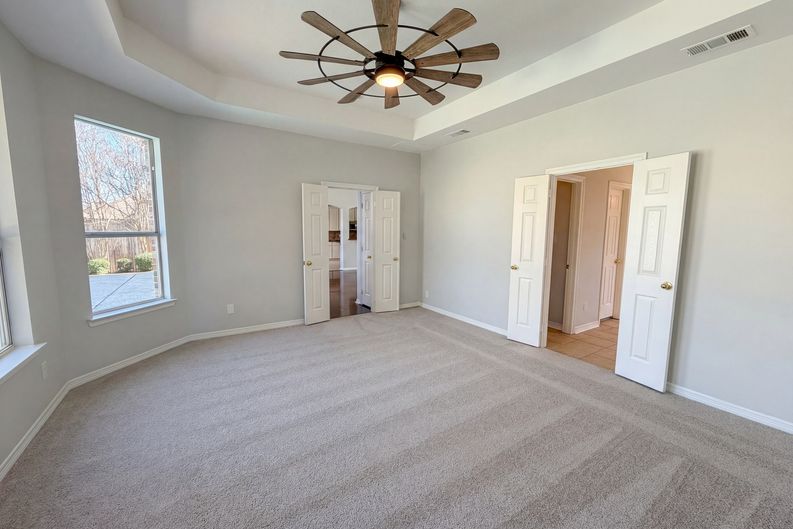 Photo 20 of 34 of 1412 Spring Ridge Ln, Flower Mound, TX
