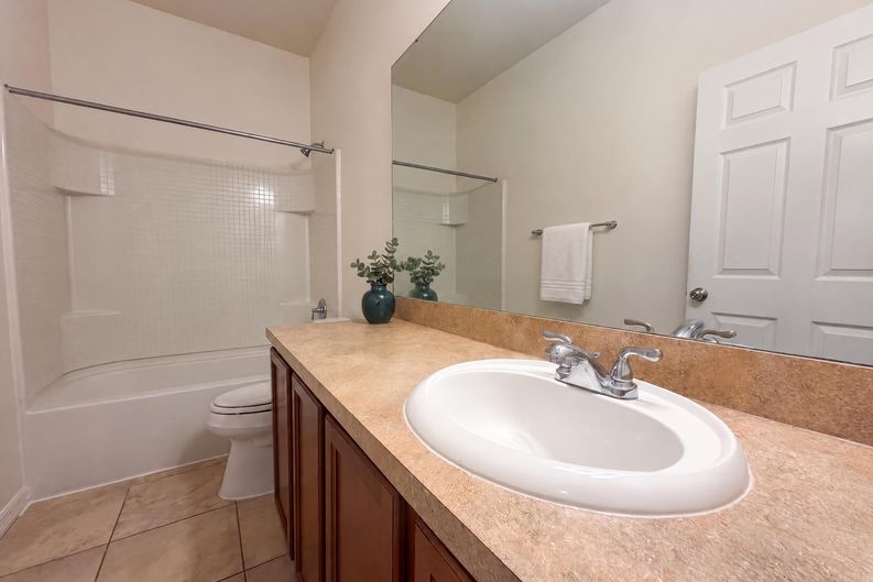 Photo 17 of 19 of 6308 Magnolia Park Blvd, Riverview, FL