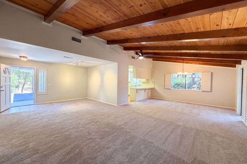 Photo 3 of 11 of 19273 Salvador Ct, Groveland, CA
