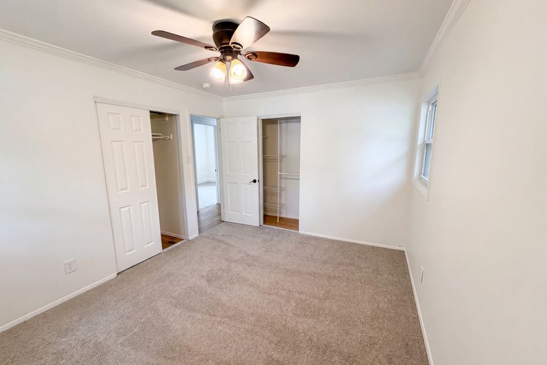 Photo 4 of 33 of 1741 S Krameria Way, Denver, CO