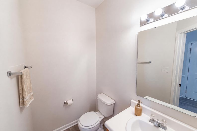 Photo 22 of 35 of 4735 Nijinsky Ct, Charlotte, NC