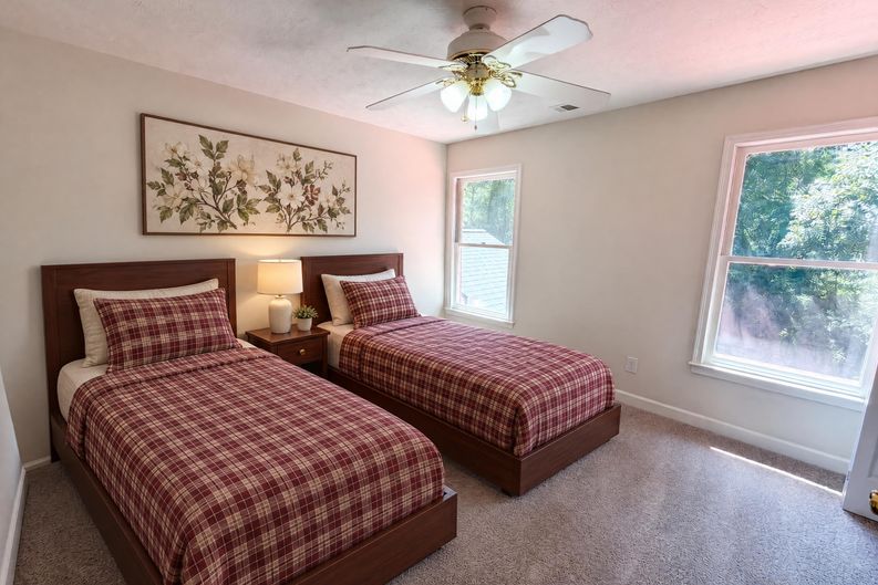 Photo 12 of 25 of 1990 Eagle Ridge Dr SW, Conyers, GA