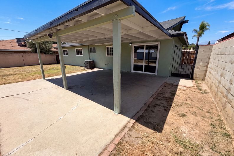 Photo 29 of 30 of 21312 E Greenhaven St, Covina, CA