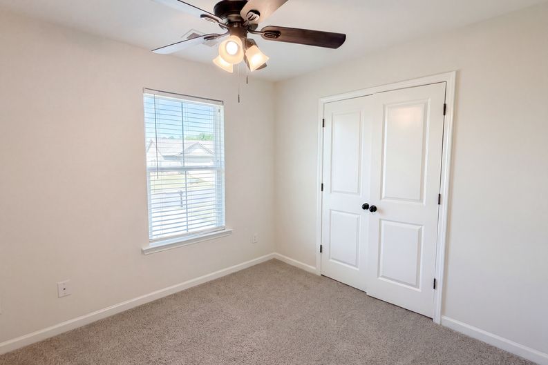 Photo 11 of 25 of 271 Stane Brook Ct, Jackson, GA