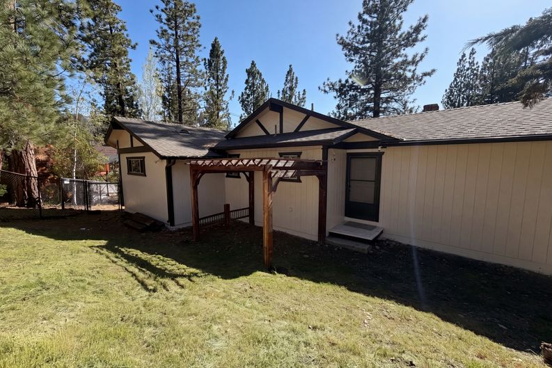 Photo 5 of 17 of 317 Wren Dr, Big Bear Lake, CA