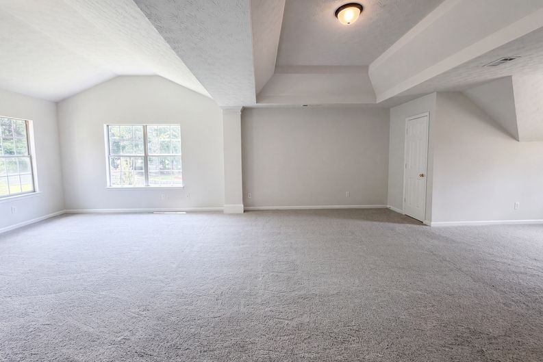Photo 4 of 33 of 1672 Bennett Dr, McDonough, GA