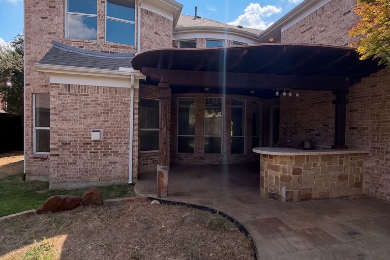 Photo 23 of 26 of 2716 Dearborn Ln, Frisco, TX